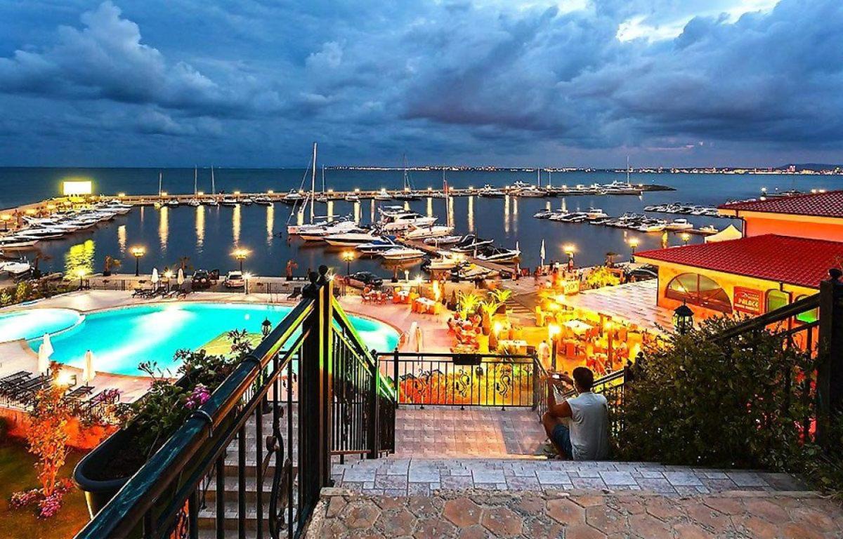 Royal Palm Studio With Seaview Sveti Vlas Exterior photo